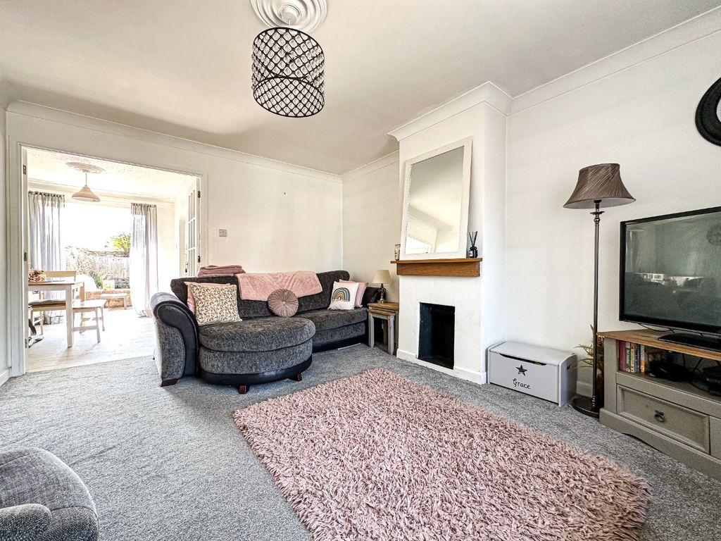 Property photo 3 of 18 52453211