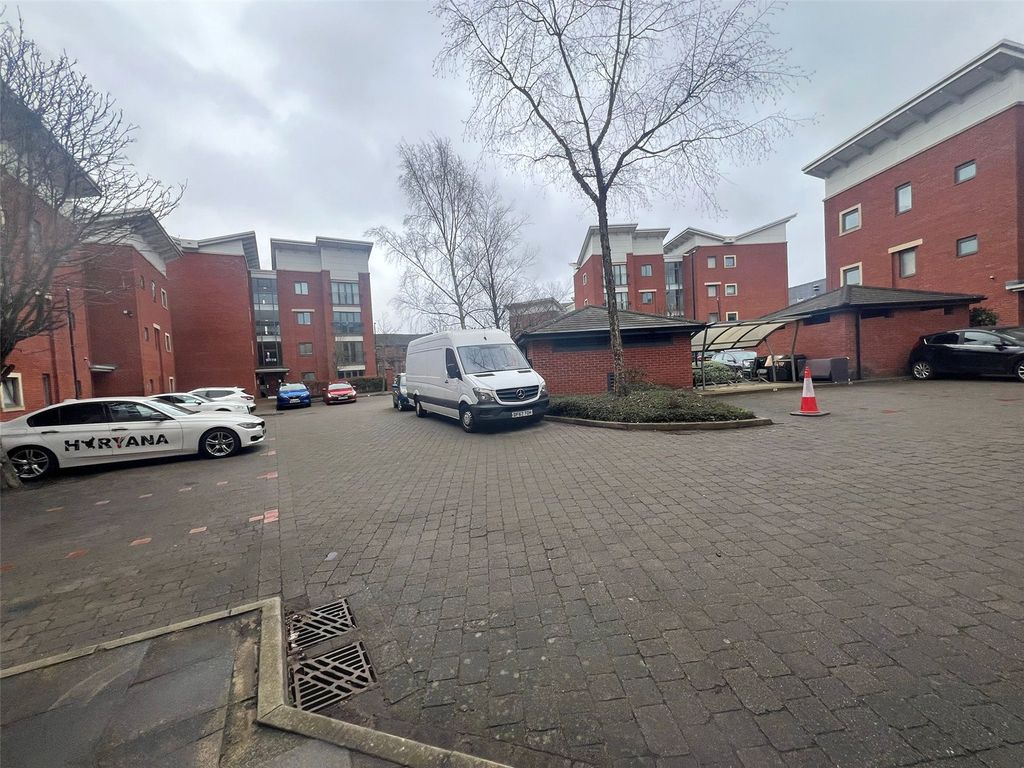 Property photo 2 of 13 Front