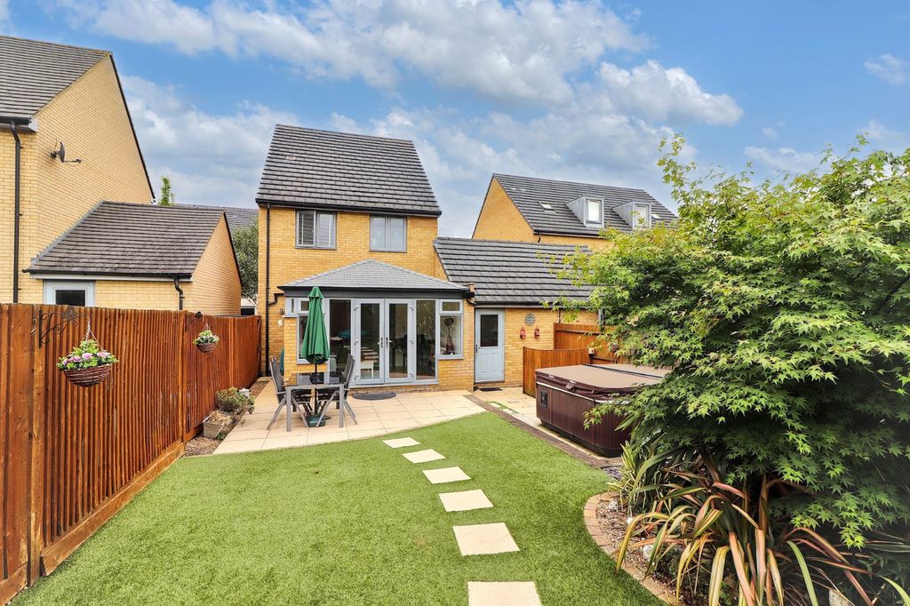 Property photo 2 of 16 Picture No. 19