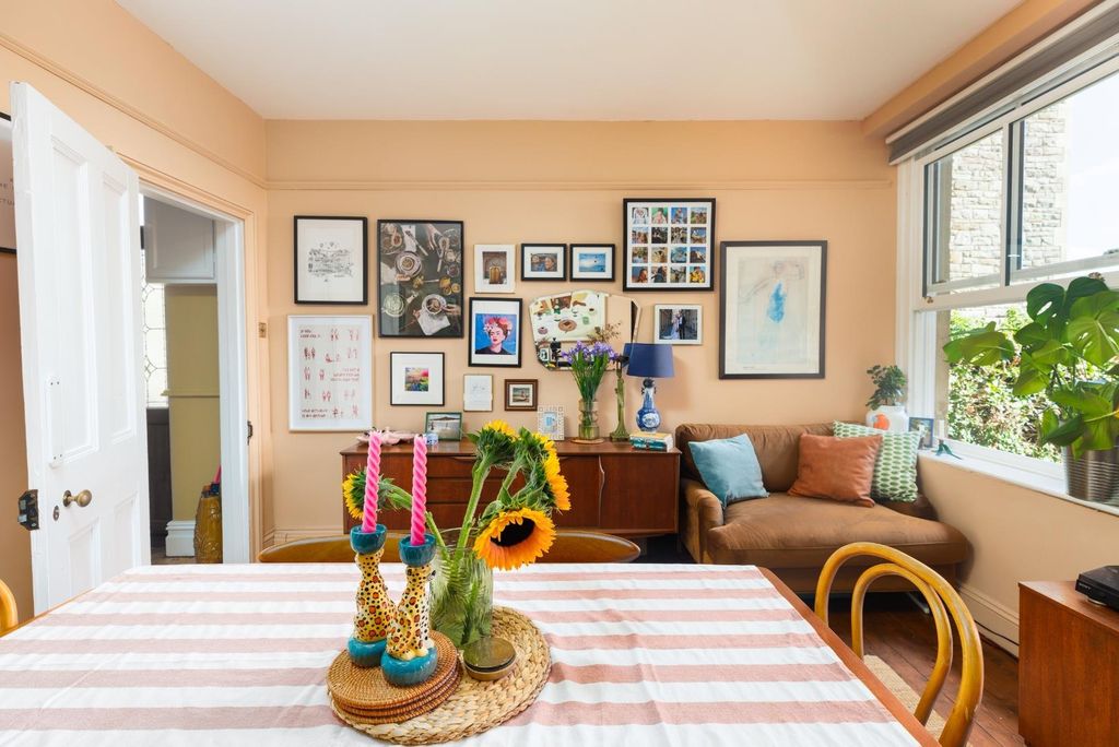 Property photo 3 of 41 9 Highdale Avenue-25.Jpg