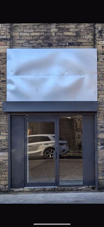 Property photo 1 of 6 Photo 5