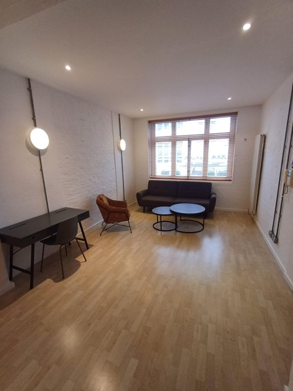 Property photo 1 of 6 Living Area