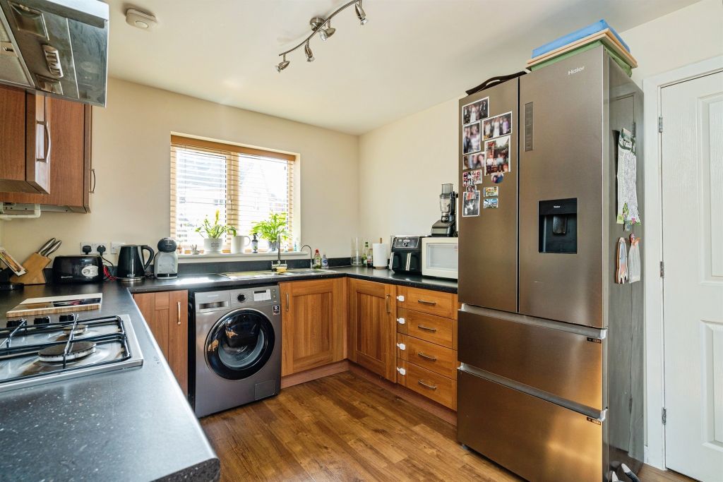 Property photo 2 of 17