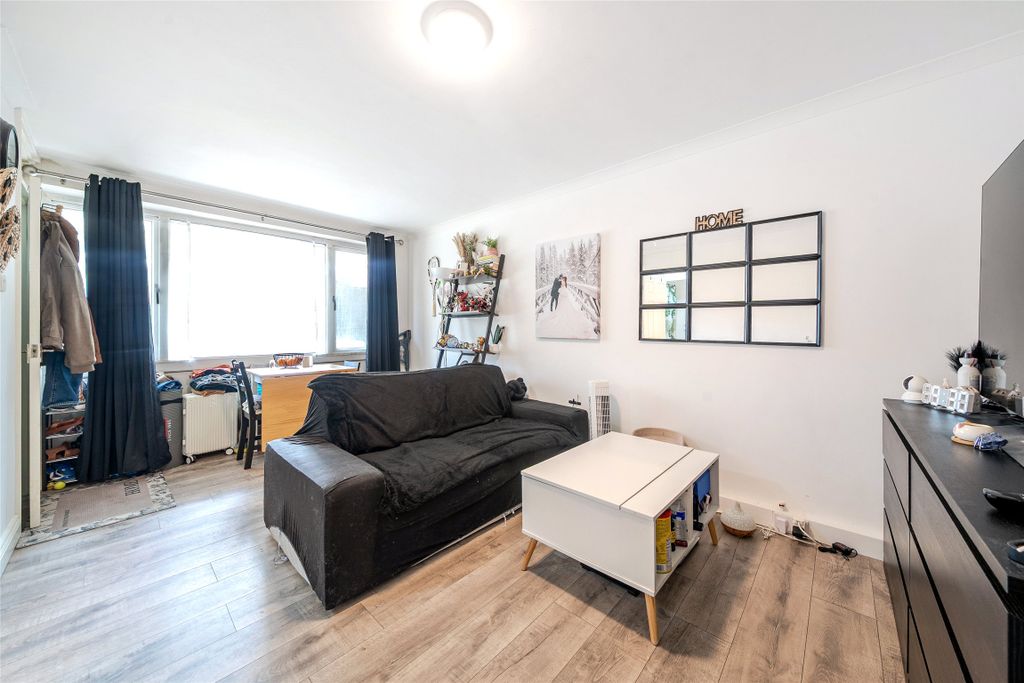 Property photo 1 of 10 Picture No. 04