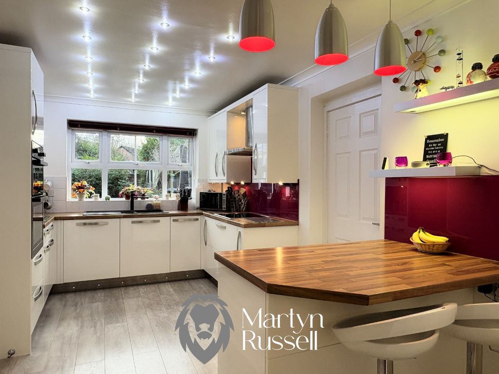 Property photo 2 of 27 4734274