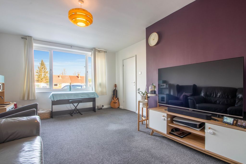 Property photo 2 of 17 Kedleston-02
