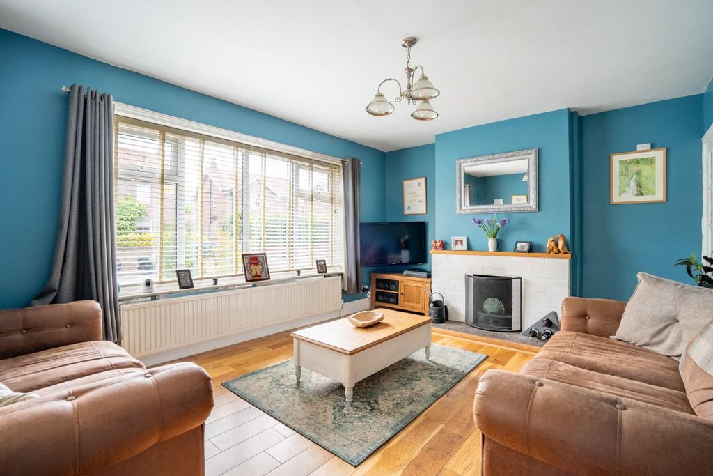 Property photo 2 of 18 Mr-1.Jpg