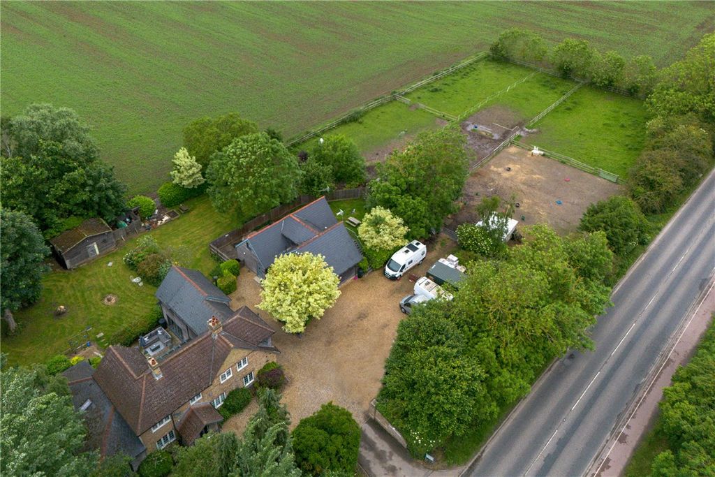 Property photo 2 of 18 Picture No. 34