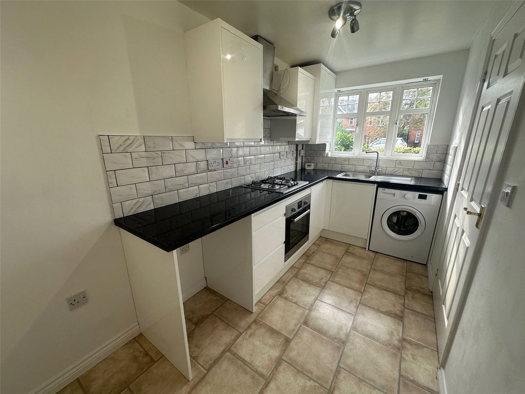 Property photo 3 of 11 Picture No. 02