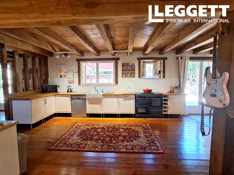 Property photo 3 of 10