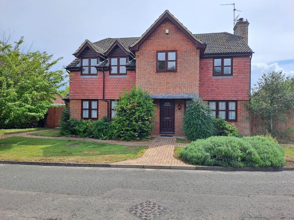 Property photo 1 of 24