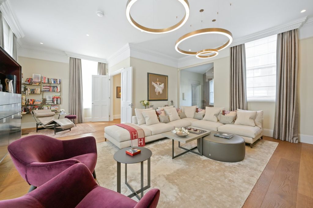 Property photo 1 of 29