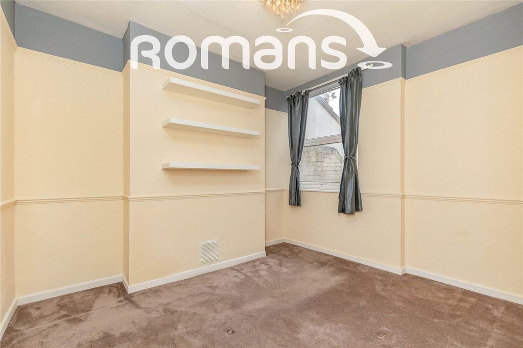 Property photo 3 of 12 Picture No. 05