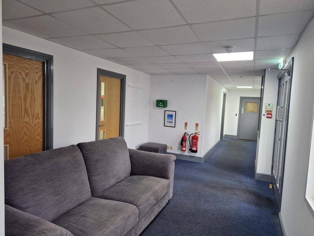 Property photo 2 of 7 Reception