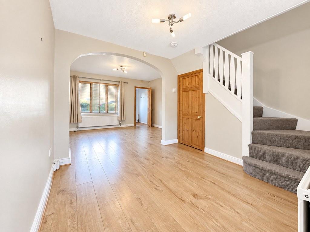 Property photo 3 of 14 19113835-2351-44A5-B06C-4C89E4Ab4Ef4