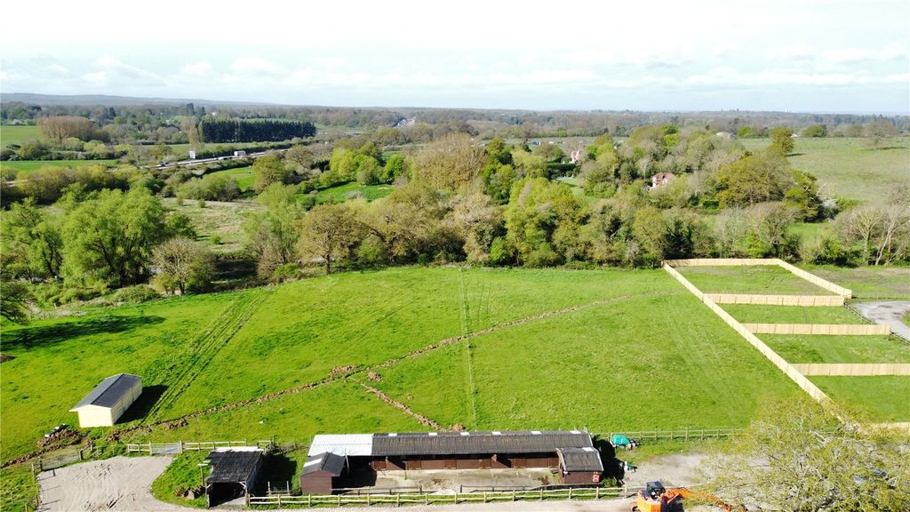 Property photo 2 of 7 Picture No. 15