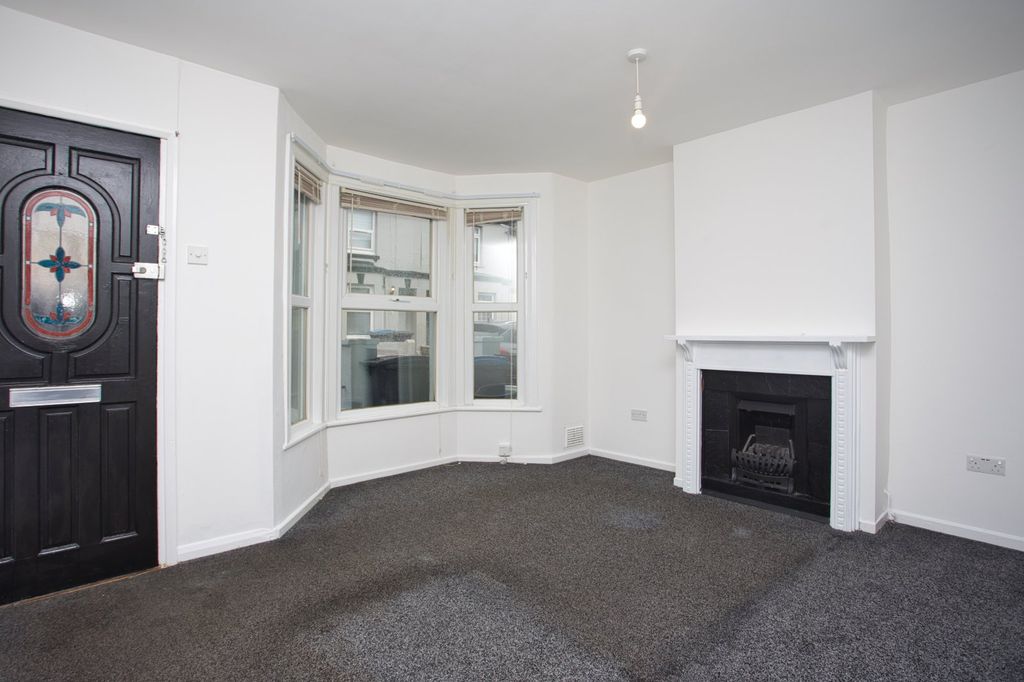 Property photo 2 of 10 Picture 2