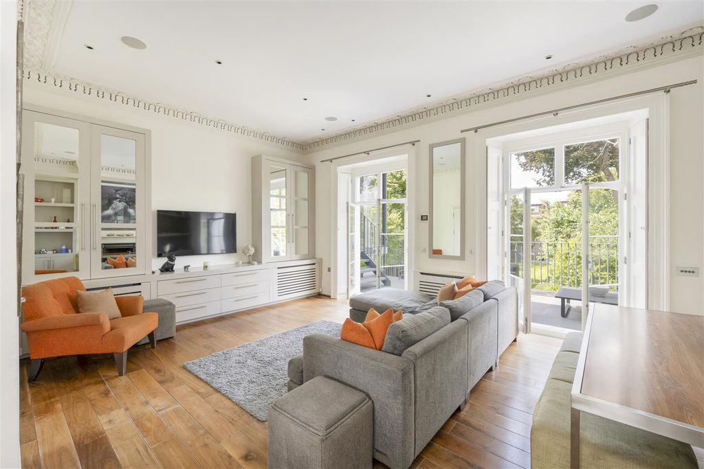 Property photo 2 of 17 Maskells-115, Castelnau-26_Hi.Jpg