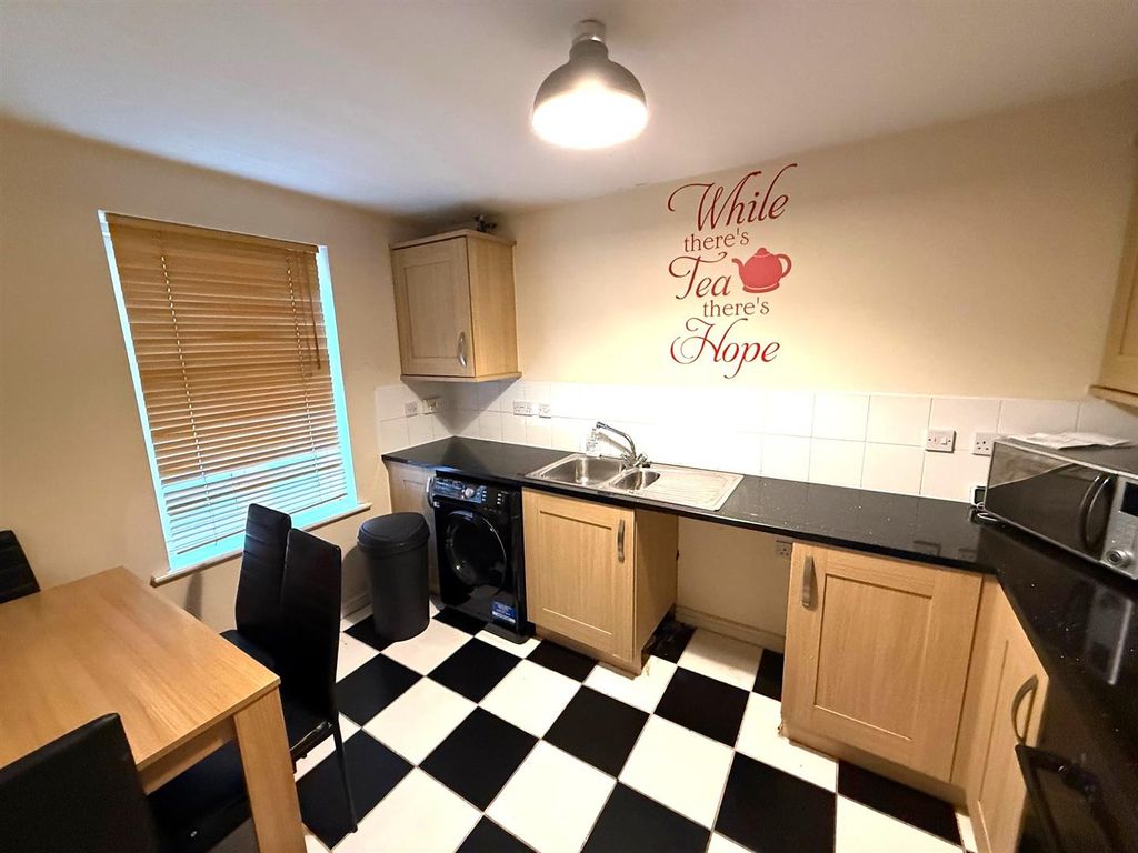 Property photo 2 of 19 12.Jpg