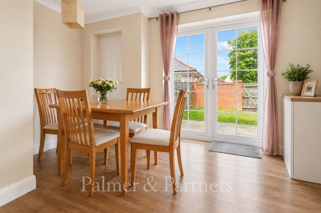 Property photo 2 of 11 Picture No. 03