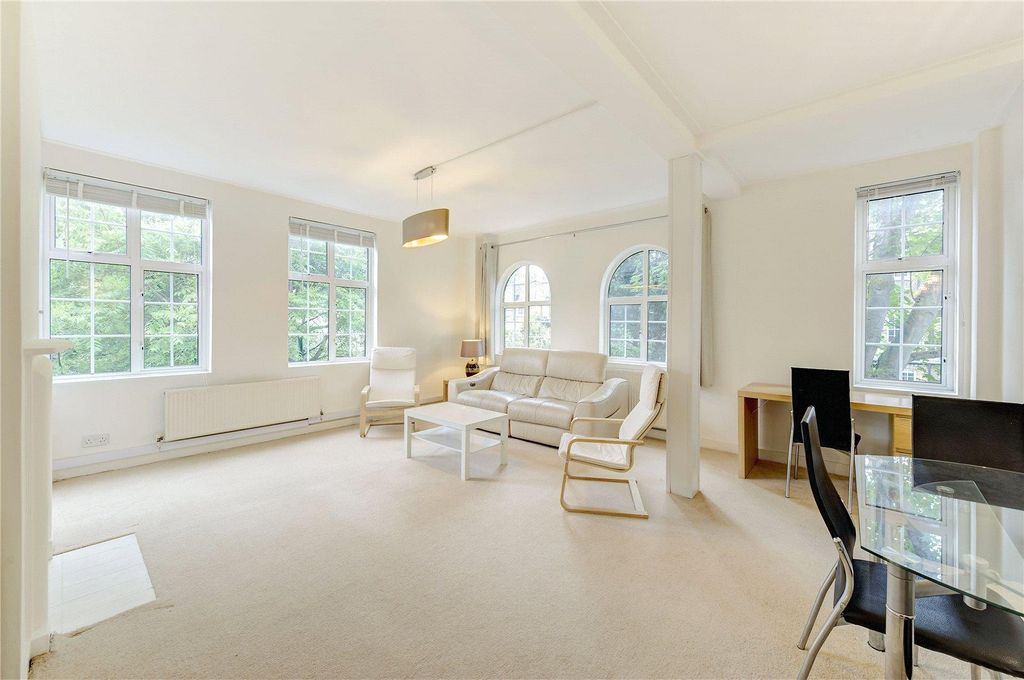 Property photo 1 of 3 Picture No. 03