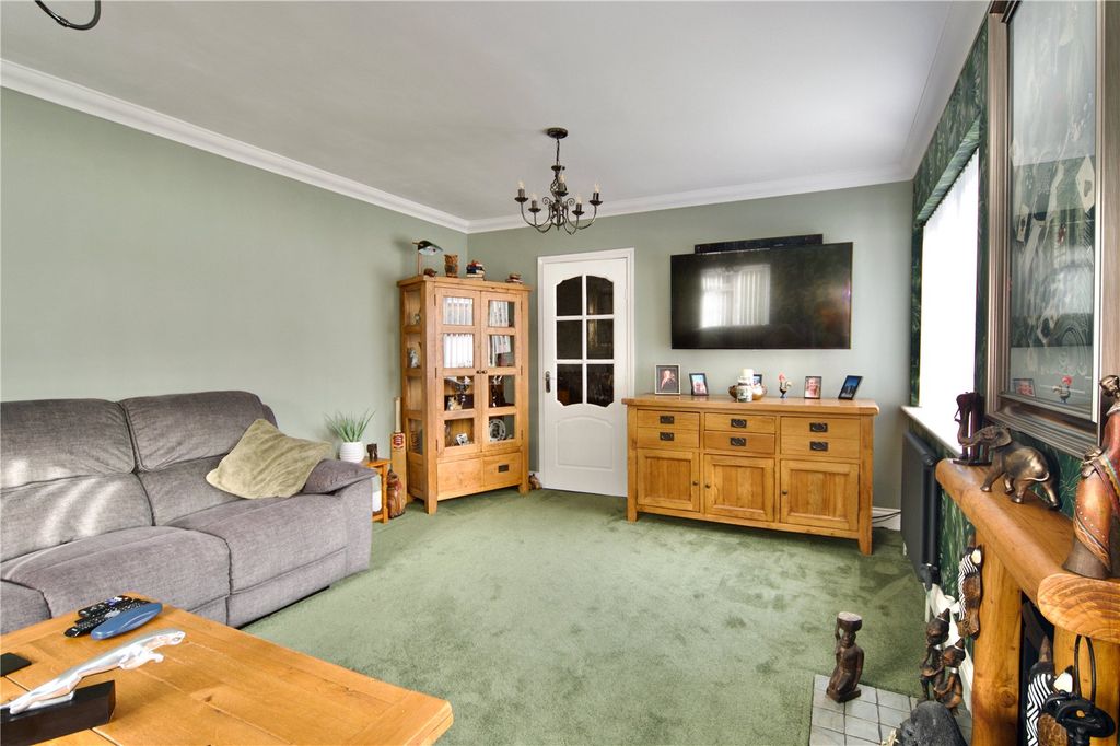 Property photo 3 of 26 Picture No. 04