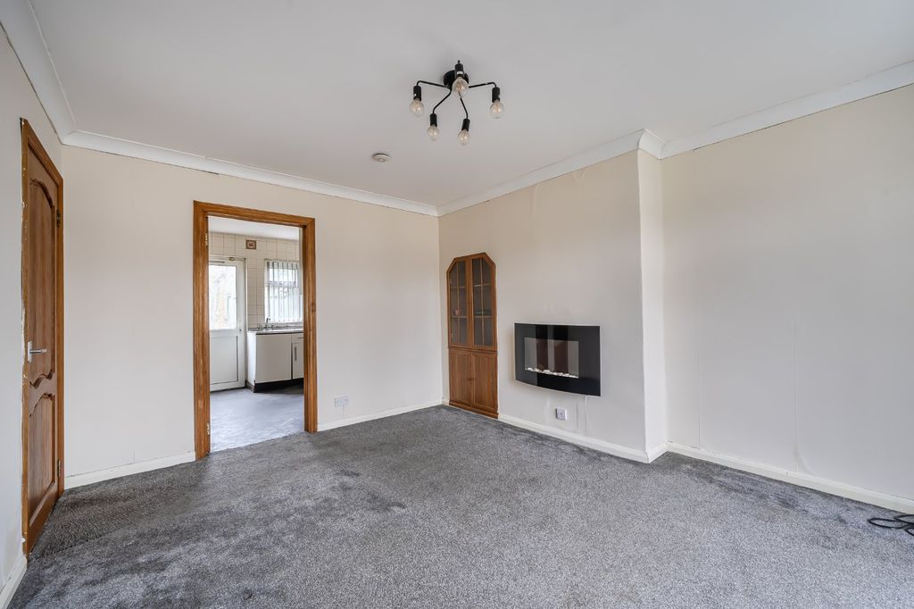 Property photo 3 of 15 Picture No. 09