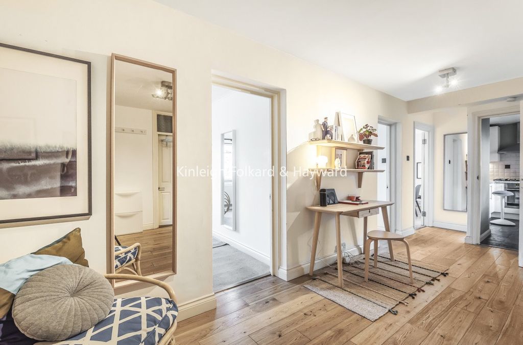 Property photo 3 of 9 Picture No. 06