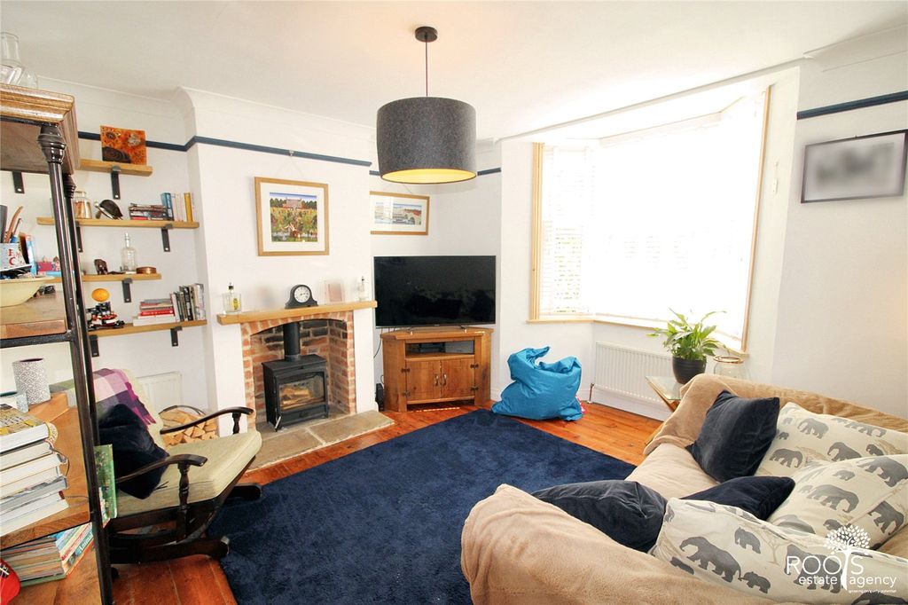 Property photo 3 of 20 Sitting Room