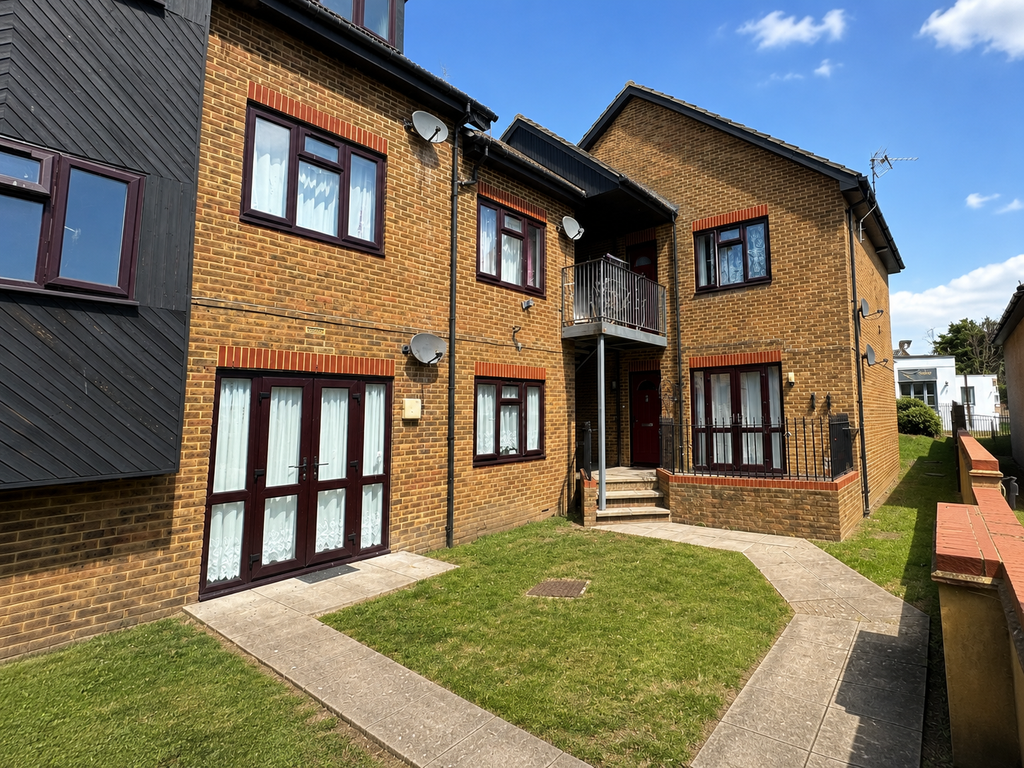 Property photo 1 of 12