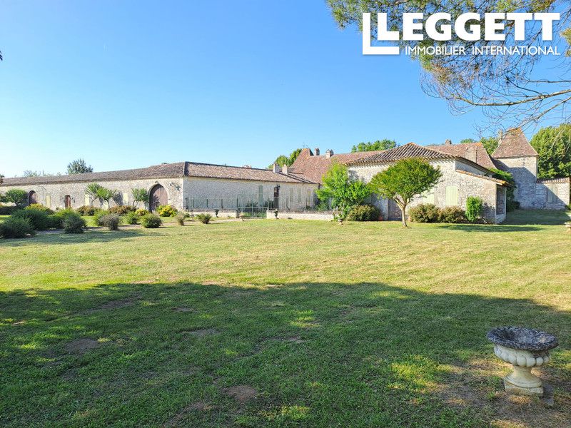 Property photo 2 of 10