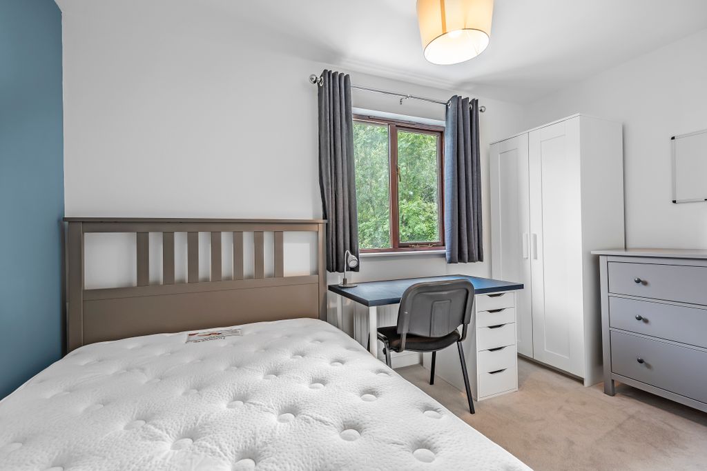 Property photo 2 of 11 512741 (12)