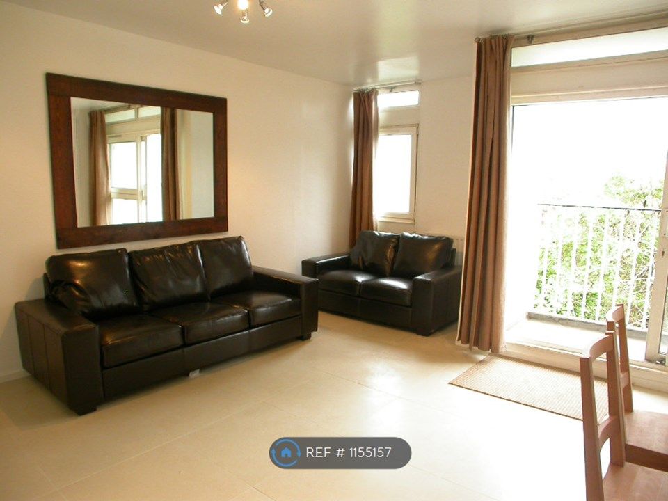 Property photo 3 of 4