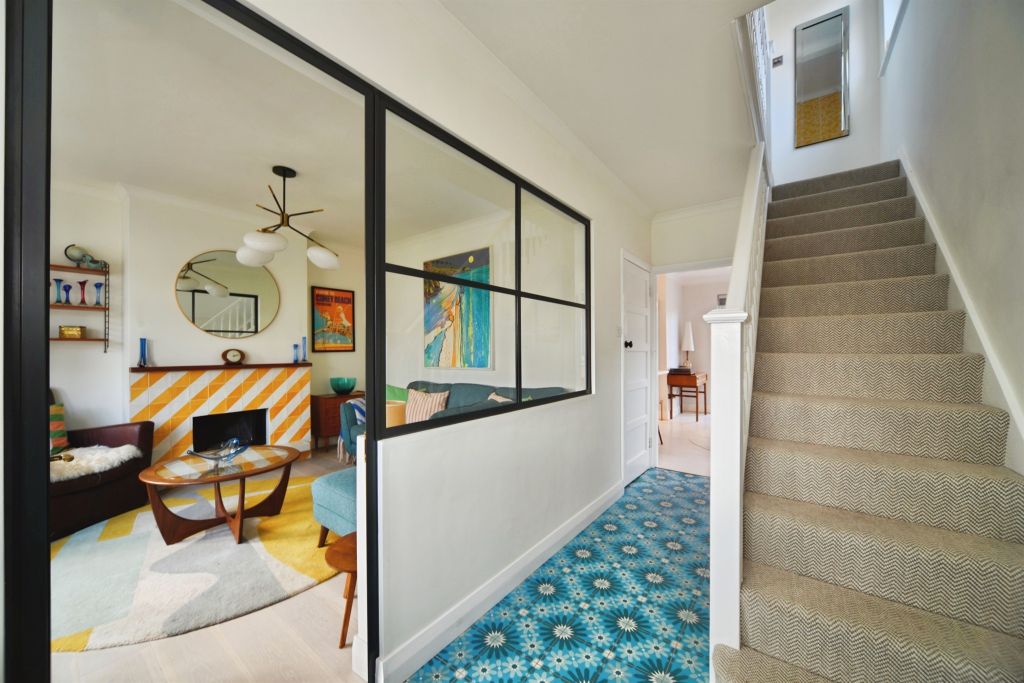 Property photo 2 of 24