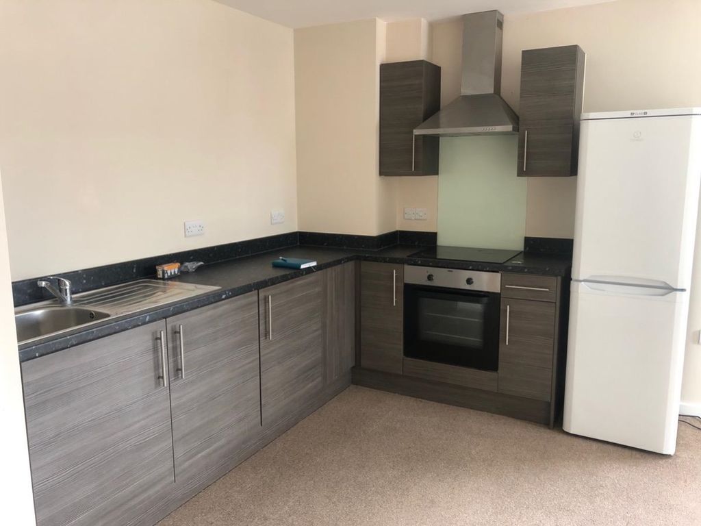 Property photo 1 of 3