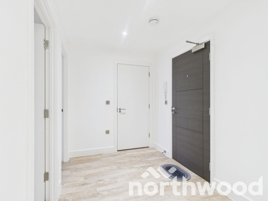 Property photo 2 of 23