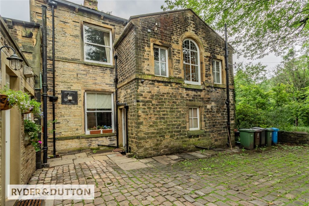 Additional image 28 of 5 bed semi-detached house for saleMilnrow Road, Shaw, Oldham, Greater Manchester OL2