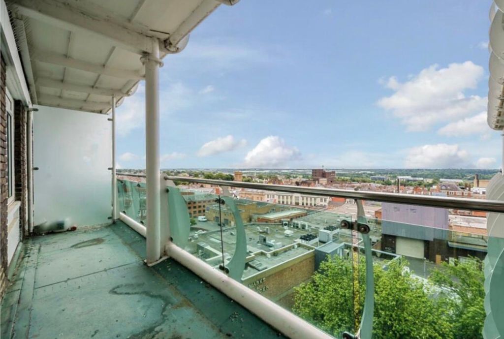 Property photo 1 of 7