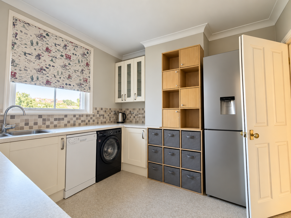 Property photo 3 of 17 Bright, Decluttered Cream Kitchen-2