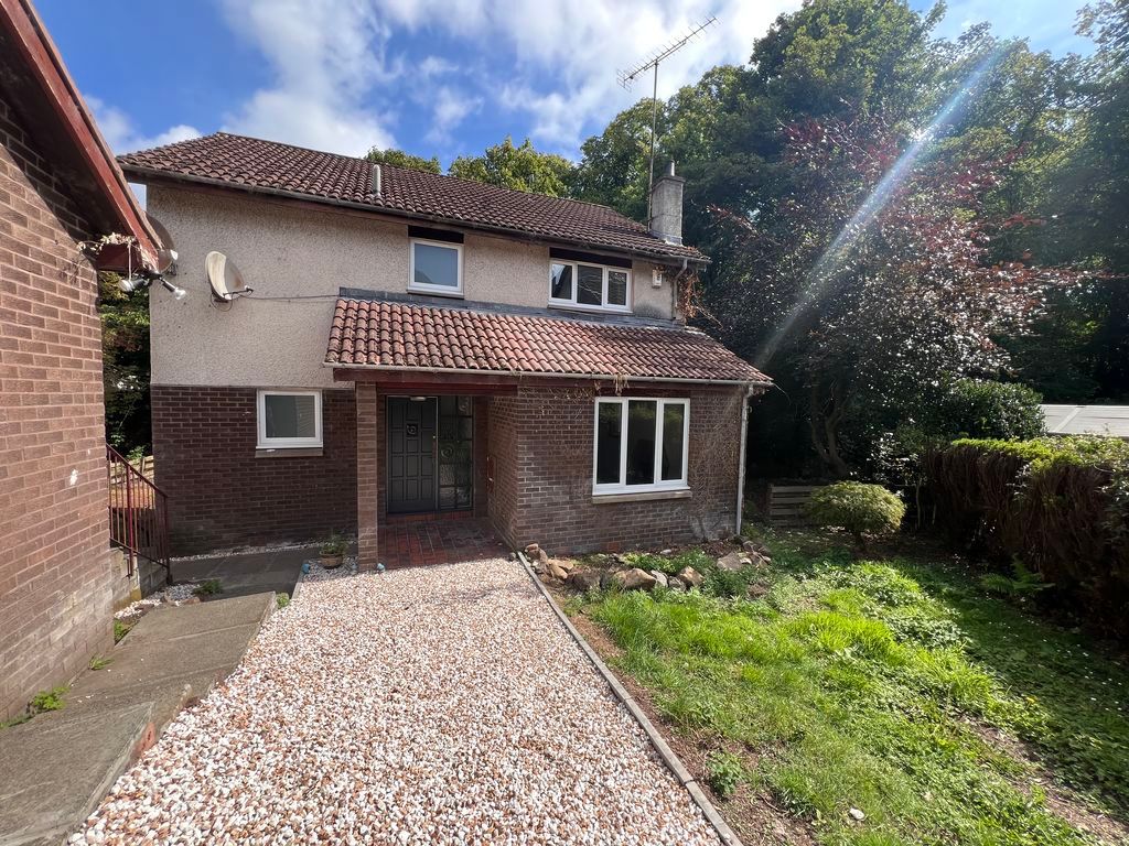 Property photo 2 of 18 External