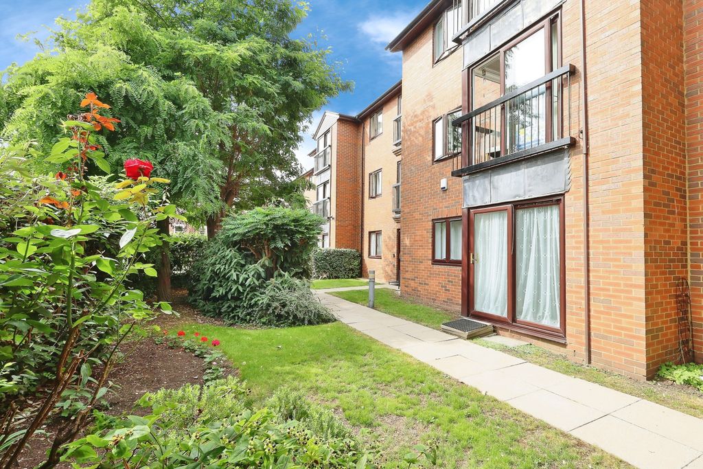 Property photo 1 of 29