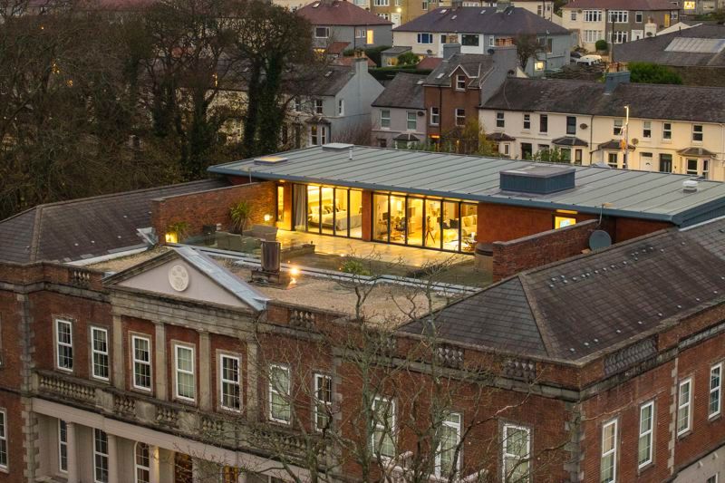 Property photo 2 of 48 Rooftop Penthouse Coutts House