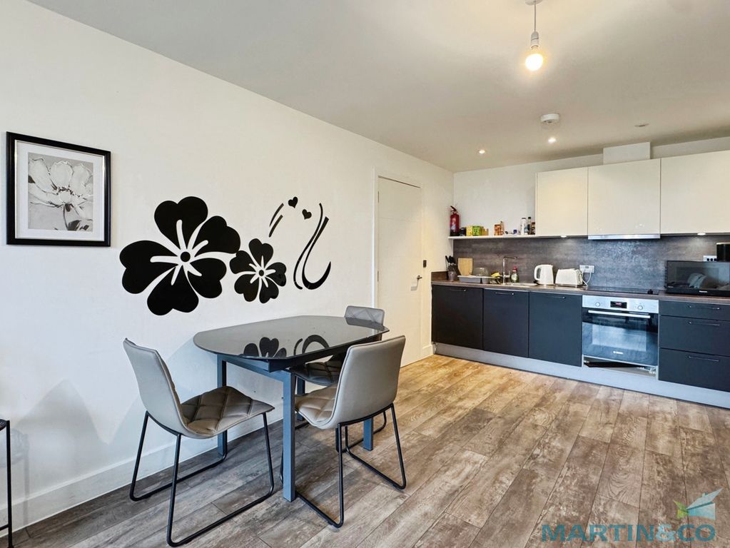 Property photo 3 of 12 Fa49Acdd-B-4539-A8C0-27D443Df97Aa-3269-00000151Eb1