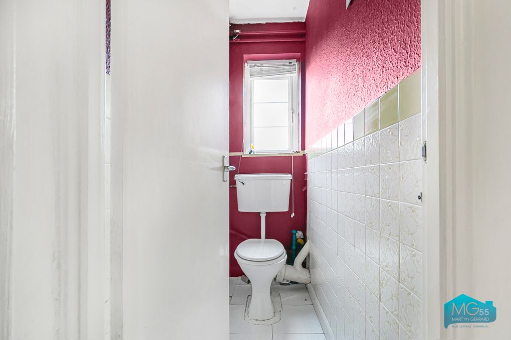 Additional image 10 of 2 bed flat to rentBittacy Court, Frith Lane, London NW7