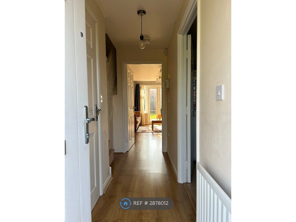 Property photo 1 of 34 Hallway