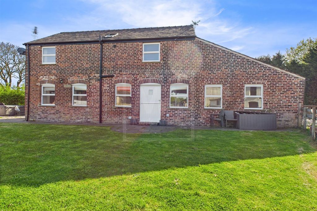 Property photo 1 of 16 Front