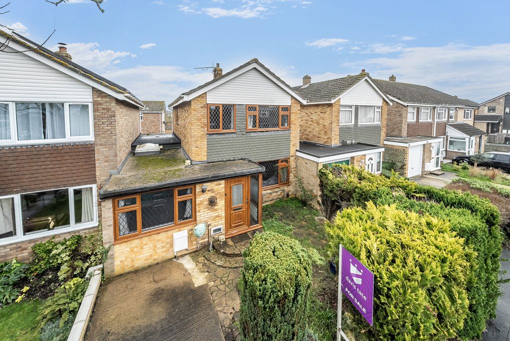 Property photo 1 of 13 1397376-1-69651Fb...