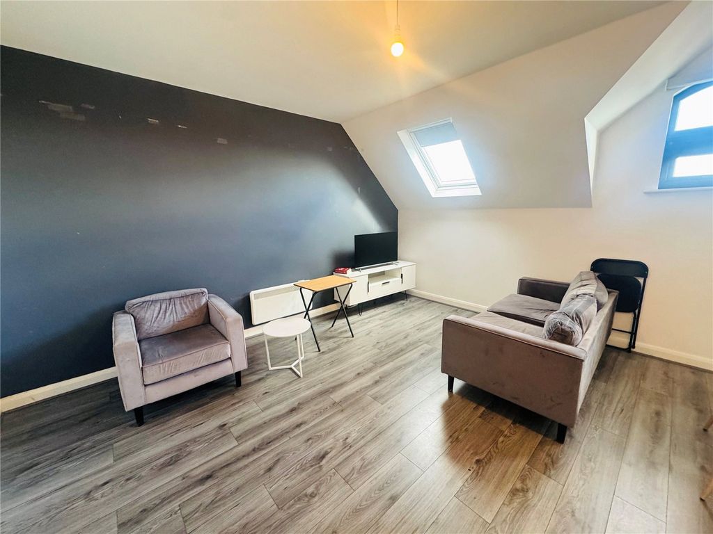 Property photo 1 of 8 Picture No. 01