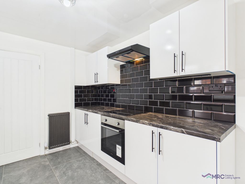 Property photo 2 of 24 Gallery