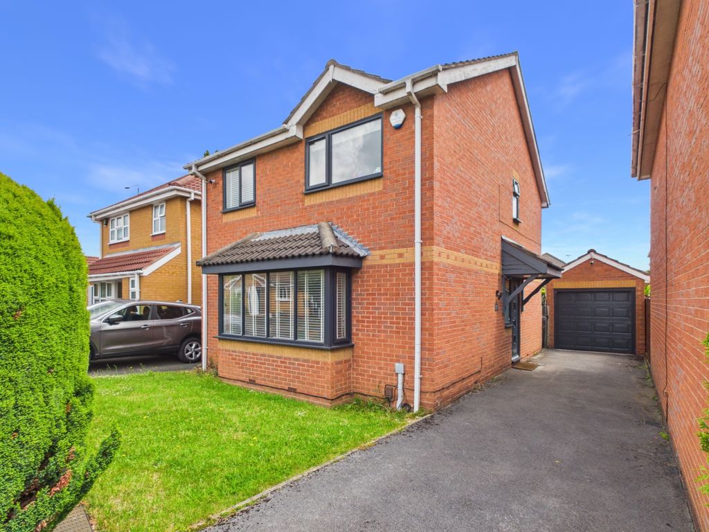 Property photo 1 of 16 Cam01316G0-Pr0304-Still021
